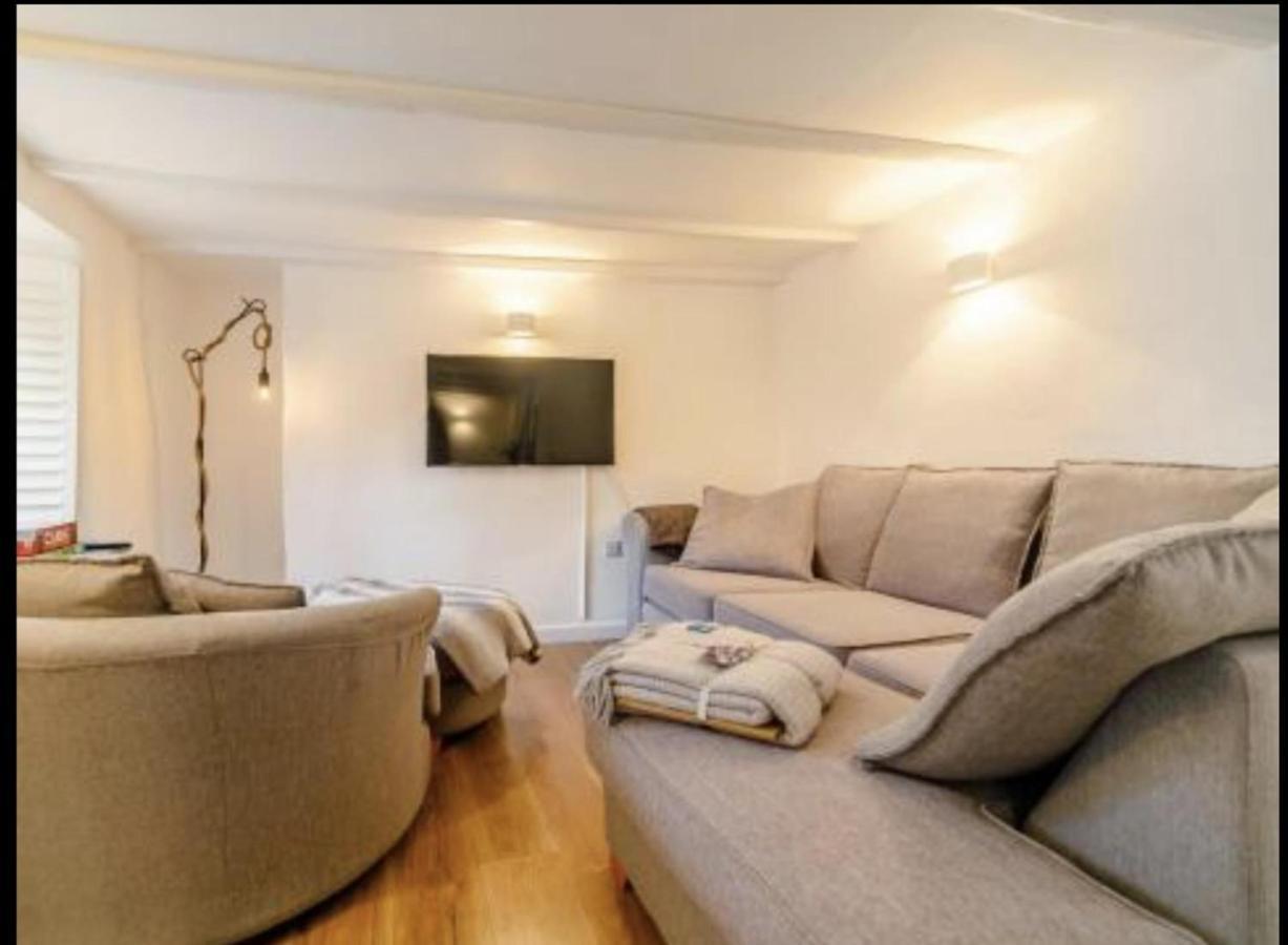 Charming 2-Bed Cottage In Wadebridge Cornwall Ngoại thất bức ảnh